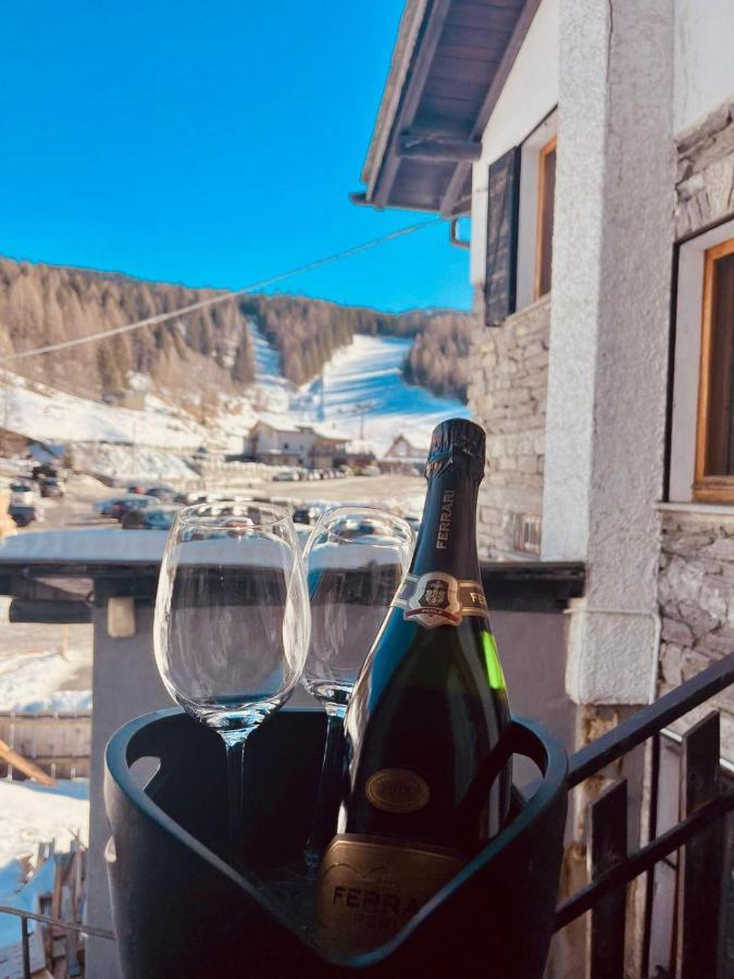Sasso Nero Hotel Chiesa in Valmalenco Luaran gambar