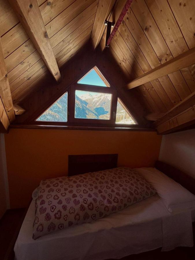 Sasso Nero Hotel Chiesa in Valmalenco Luaran gambar