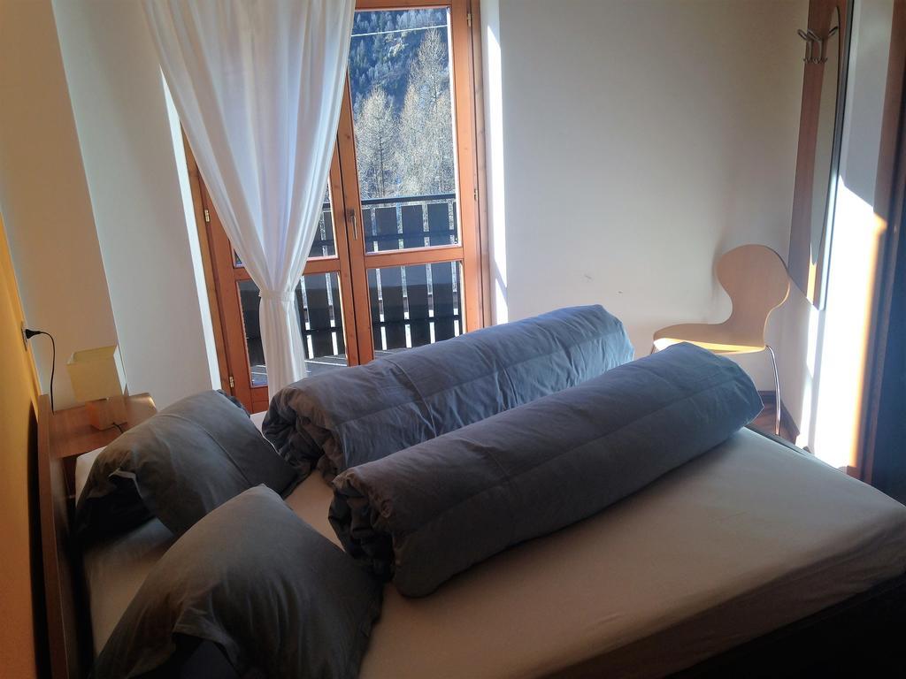 Sasso Nero Hotel Chiesa in Valmalenco Luaran gambar