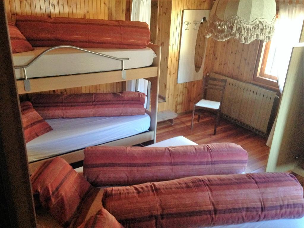 Sasso Nero Hotel Chiesa in Valmalenco Luaran gambar